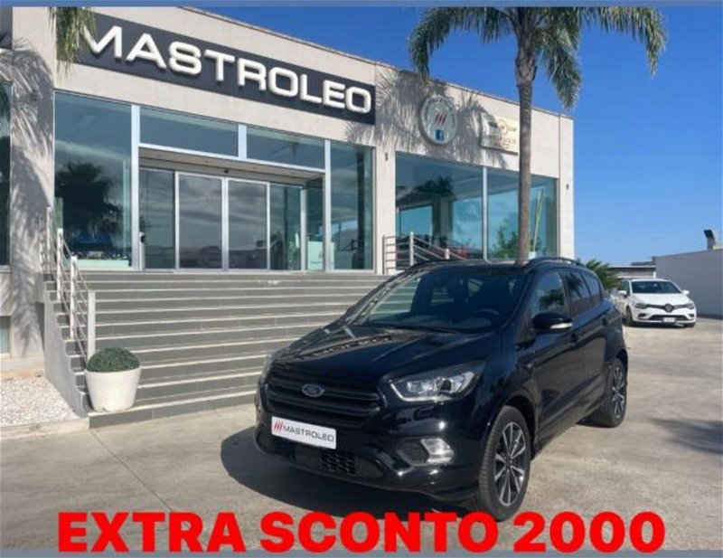 Ford Kuga 1.5 TDCI 120 CV S&S 2WD ST-Line  del 2018 usata a Tricase