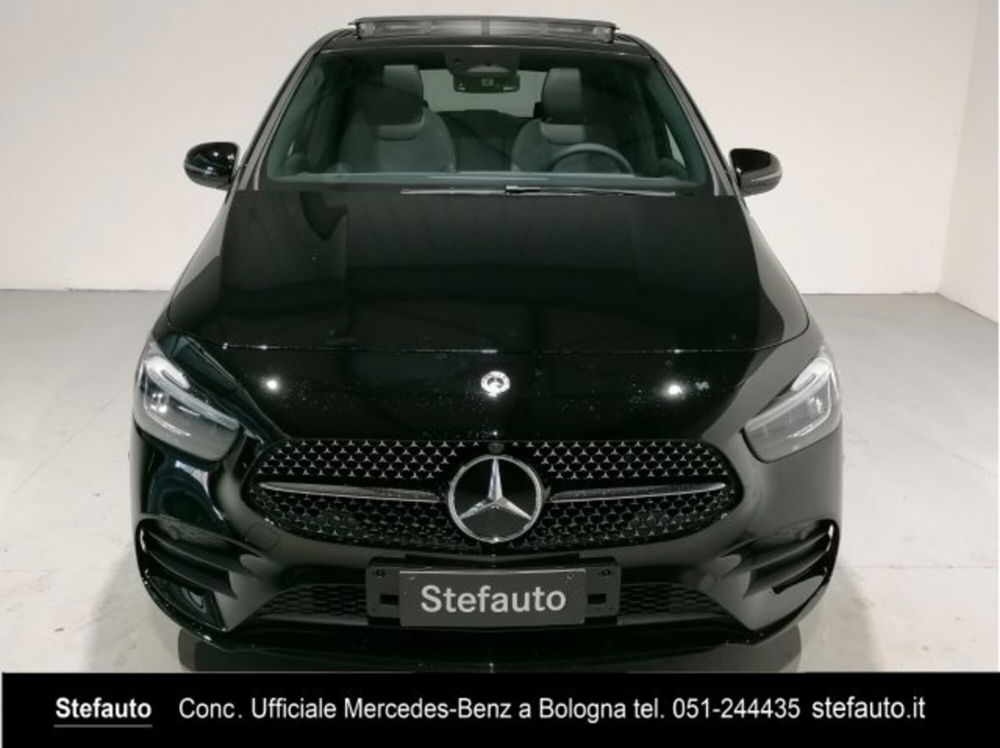 Mercedes-Benz Classe B 180 d Automatic Premium AMG Line nuova a Castel Maggiore (4)