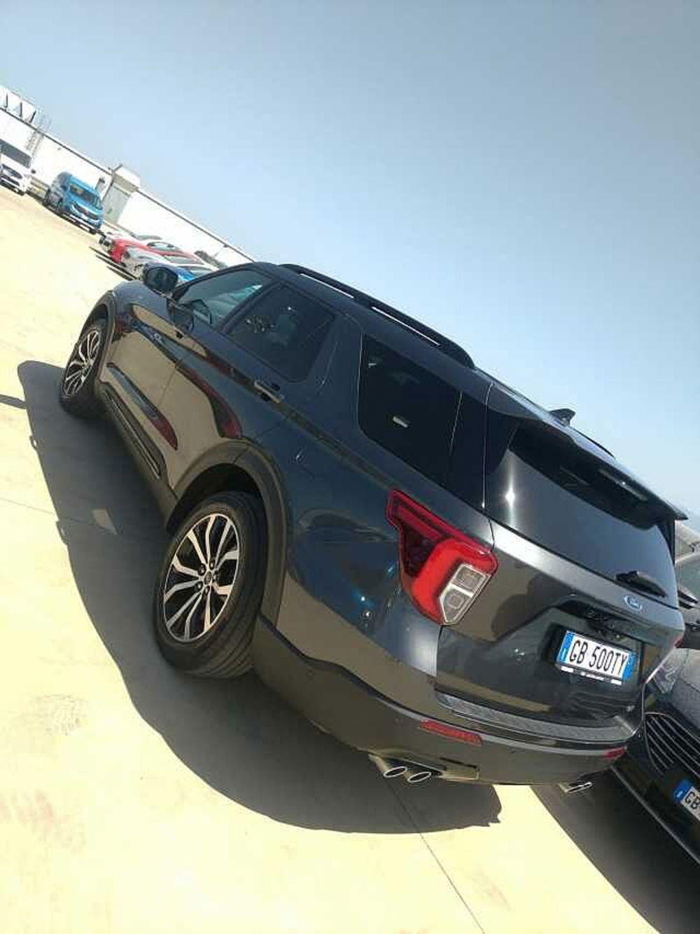 Ford Explorer usata a Cagliari (4)