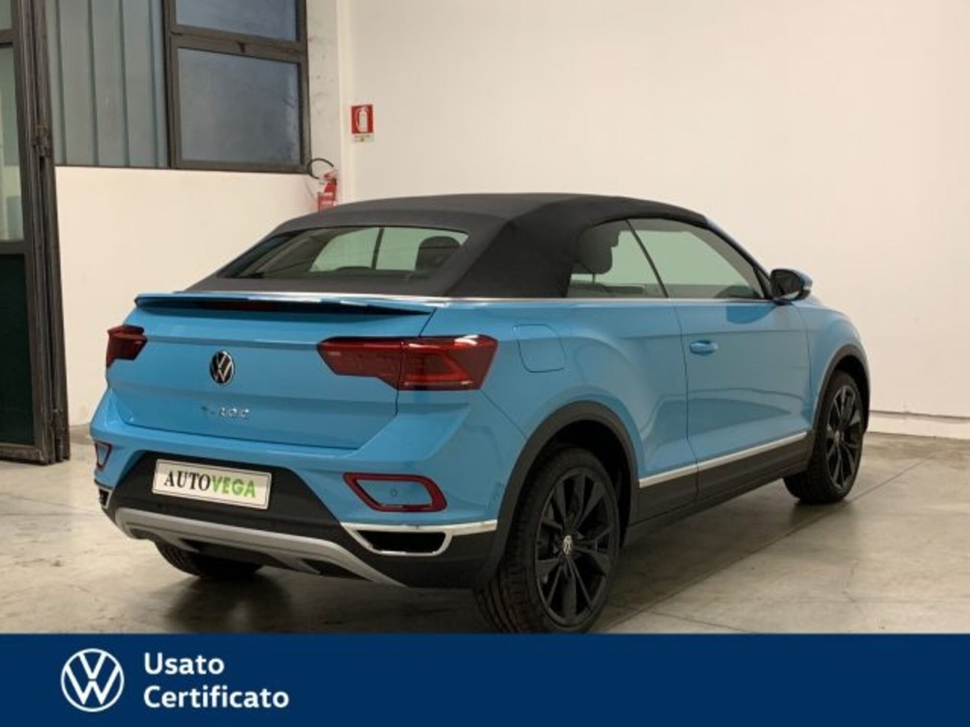 Volkswagen T-Roc Cabrio 1.0 tsi Style 115cv del 2023 usata a Arzignano