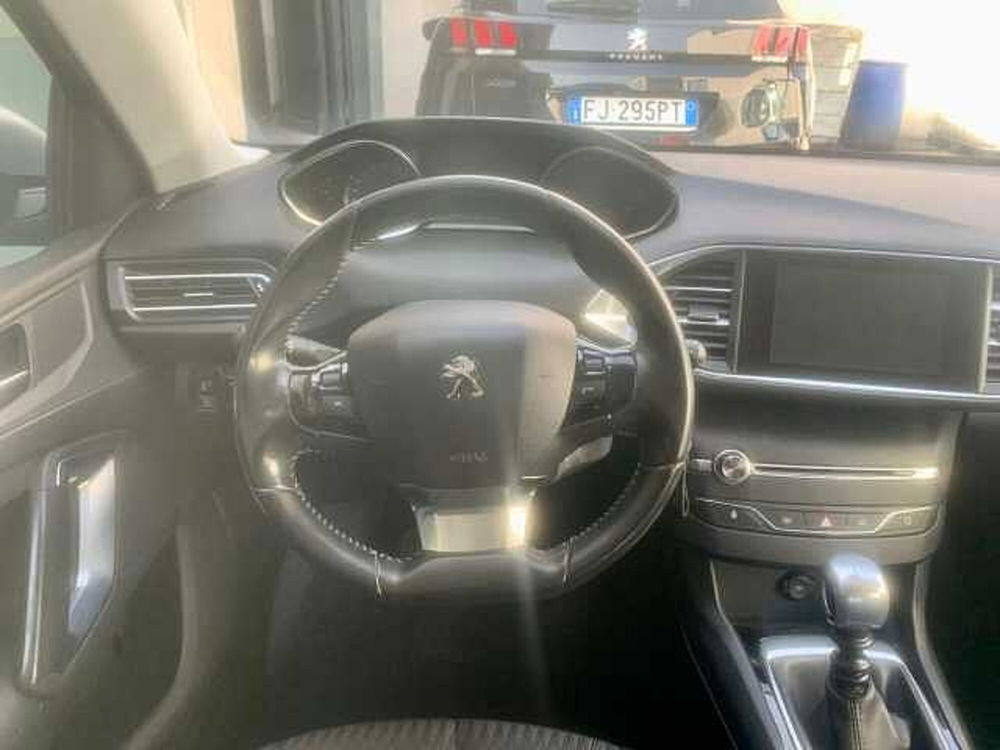 Peugeot 308 usata a Roma (14)