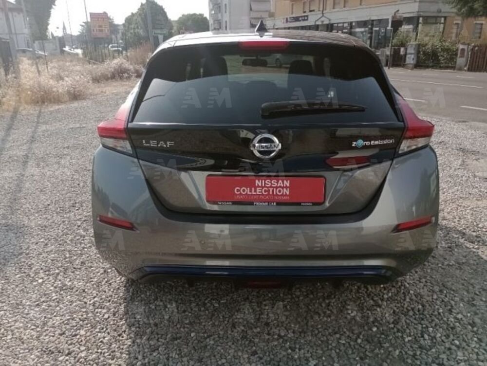 Nissan Leaf N-Connecta 40 kWh  del 2019 usata a San Martino Siccomario (5)
