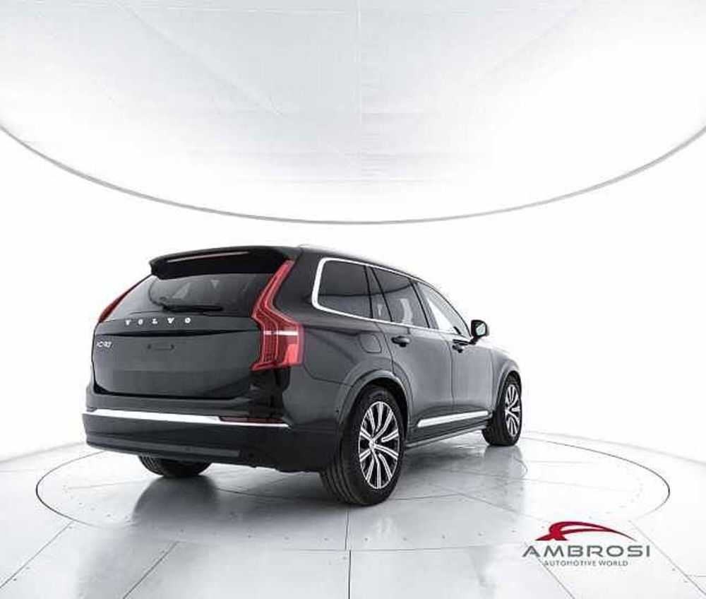 Volvo XC90 nuova a Perugia (3)