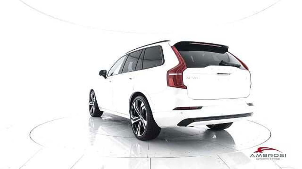 Volvo XC90 B5 AWD automatico Plus Bright nuova a Viterbo (4)