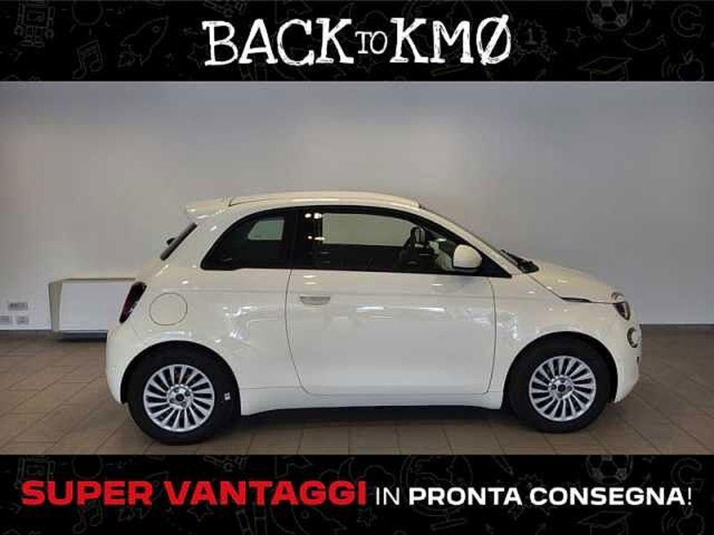 Fiat 500e Cabrio nuova a Udine (6)