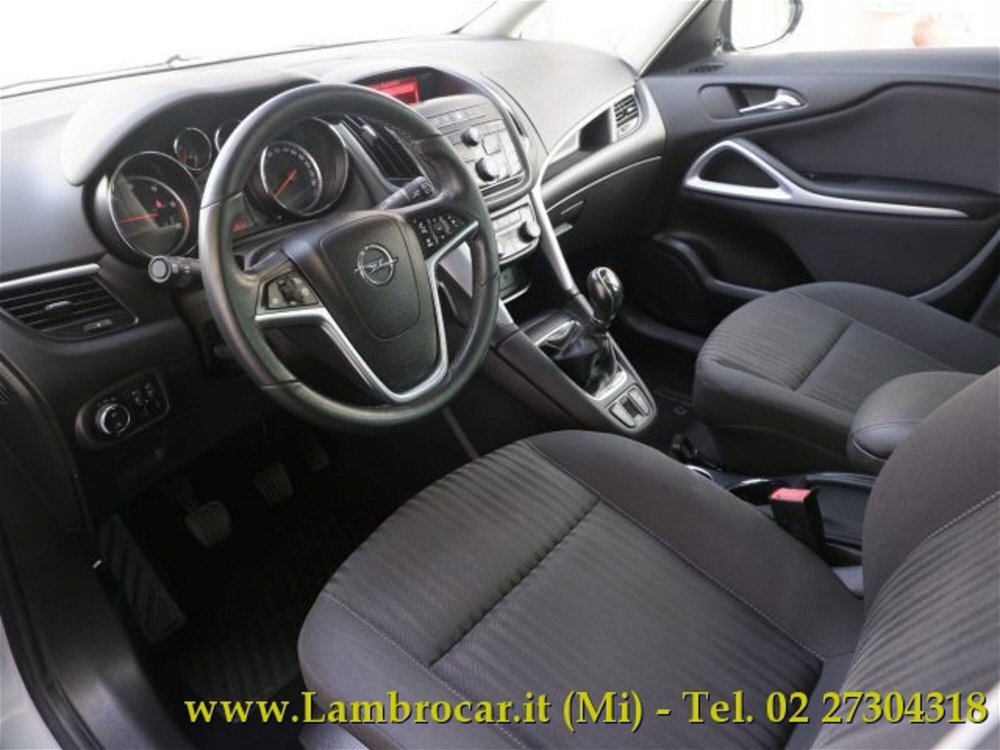 Opel Zafira Tourer 2.0 CDTi 130CV Elective  del 2013 usata a Cologno Monzese (4)