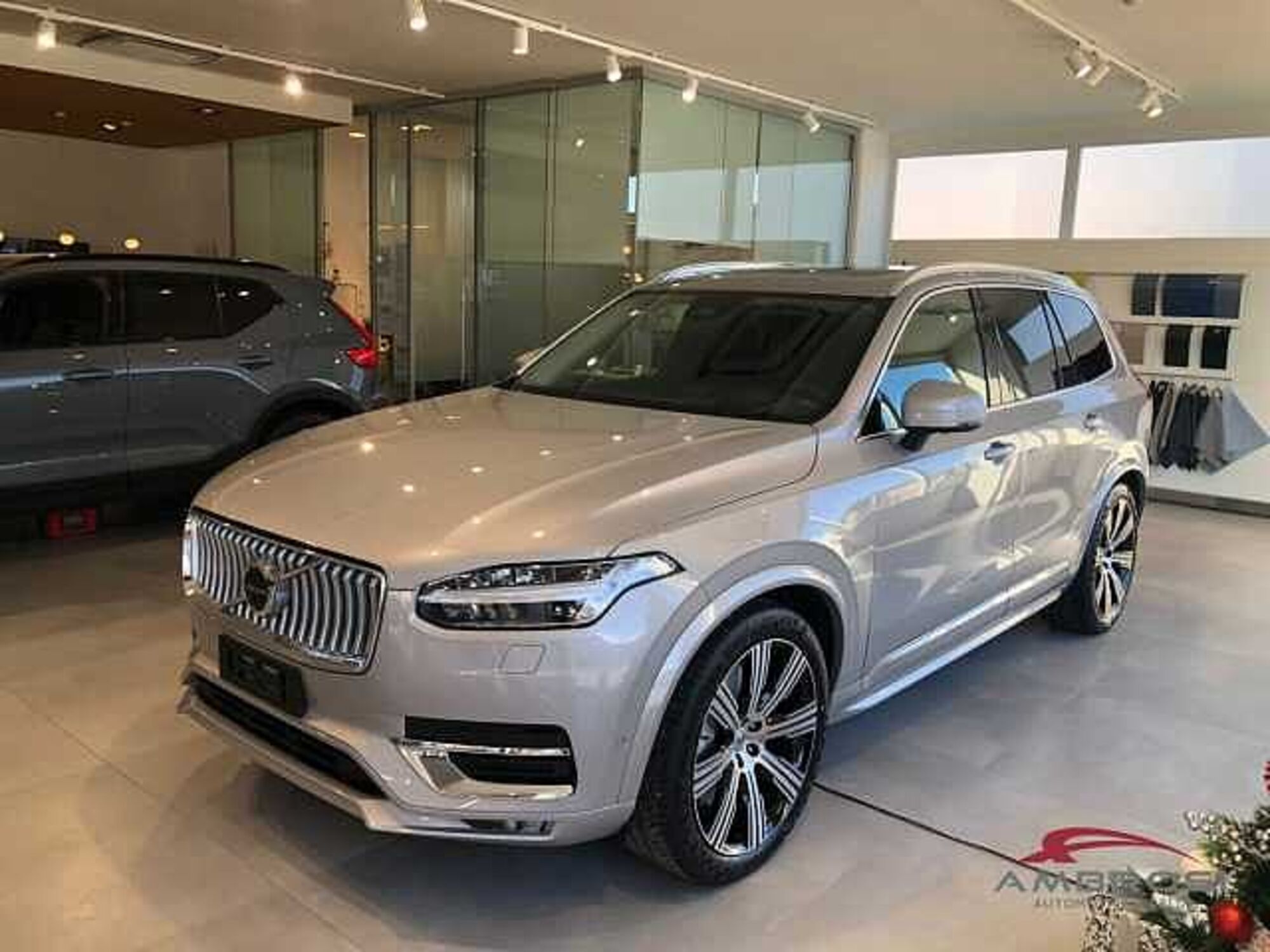 Volvo XC90 B5 AWD automatico Core nuova a Viterbo