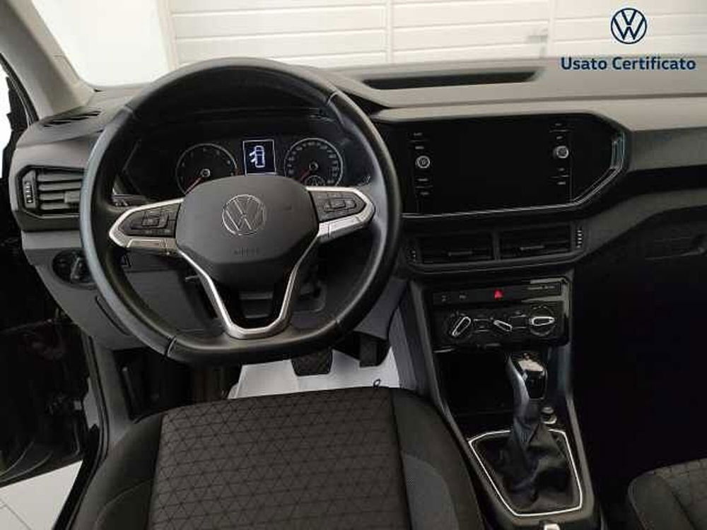 Volkswagen T-Cross usata a Varese (15)