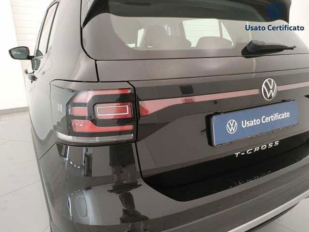 Volkswagen T-Cross usata a Varese (8)