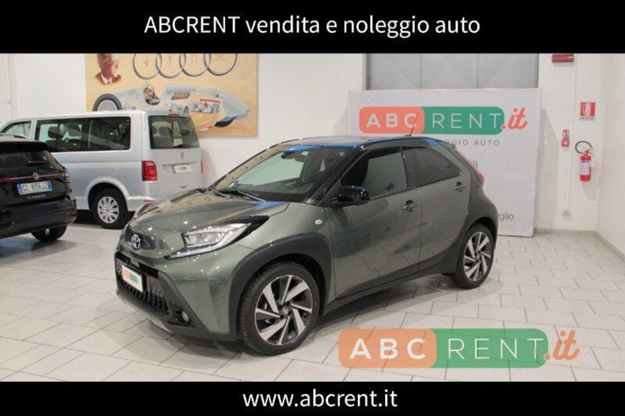 Toyota Aygo X 1.0 VVT-i 72 CV 5 porte Limited Air nuova a Sesto San Giovanni