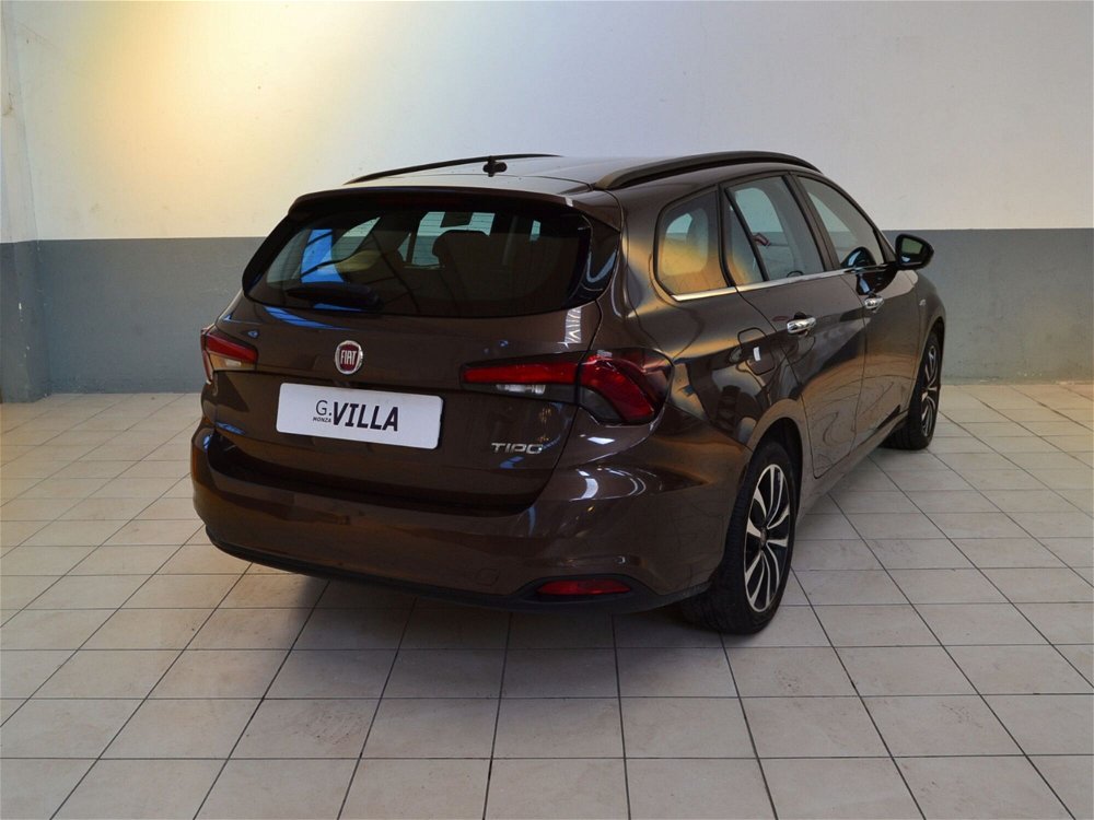 Fiat Tipo Station Wagon Tipo 1.6 Mjt S&S DCT SW Lounge  del 2020 usata a Monza (4)