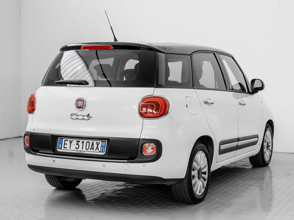 Fiat 500L Living 1.6 Multijet 120 CV Lounge  del 2014 usata a Prato (5)