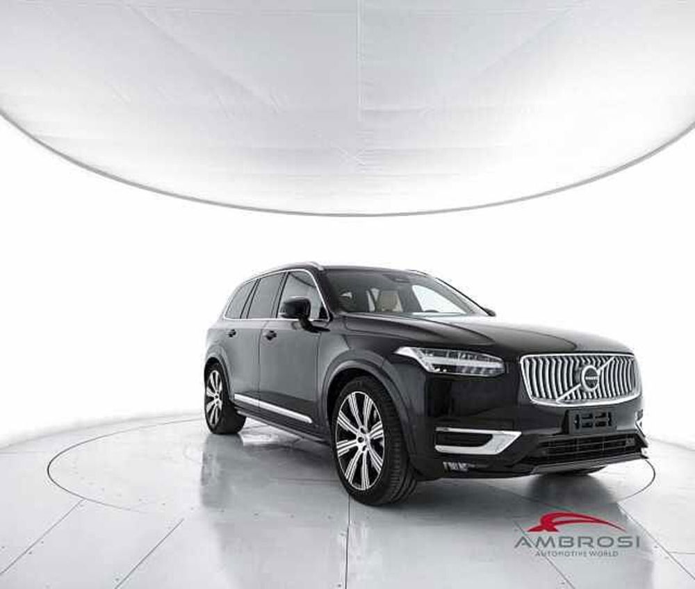 Volvo XC90 nuova a Viterbo (2)