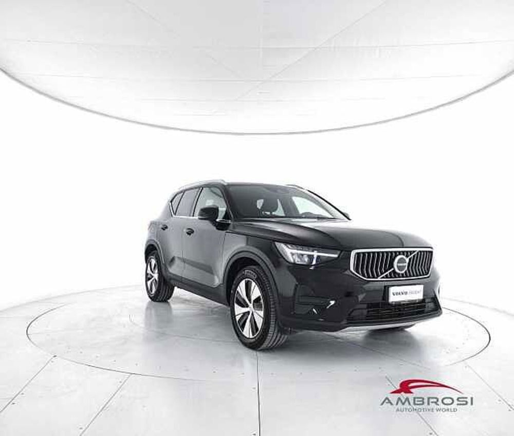 Volvo XC40 T2 automatico Core del 2024 usata a Viterbo (2)