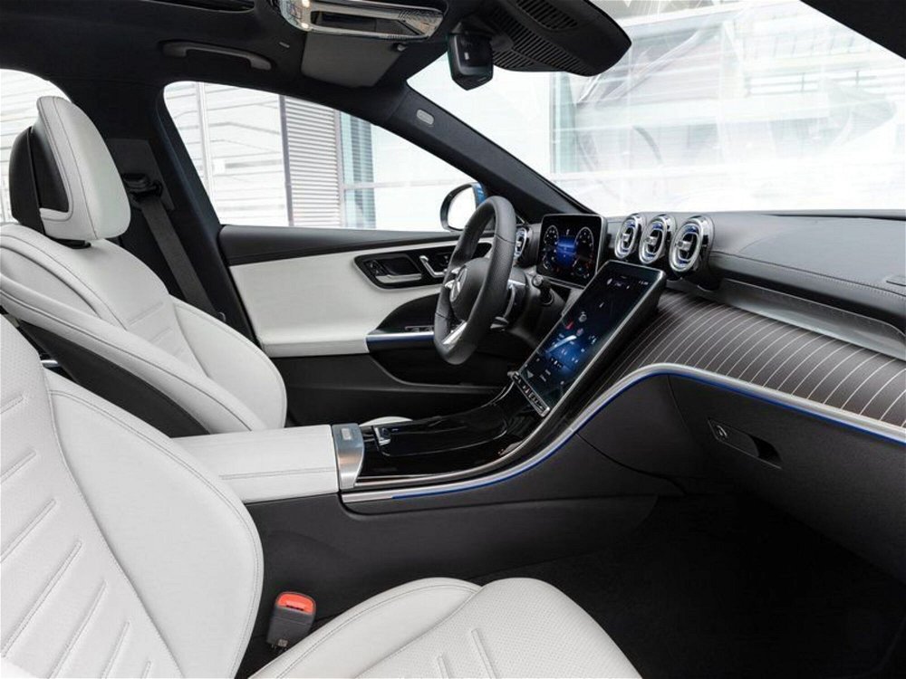 Mercedes-Benz Classe C Station Wagon 43 AMG 4Matic+ Mild hybrid Premium nuova a Vinci (4)