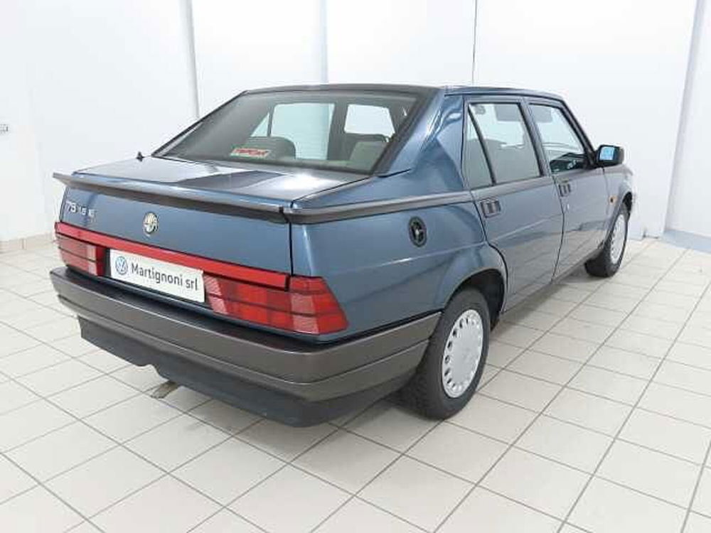 Alfa Romeo 75 usata a Varese (15)