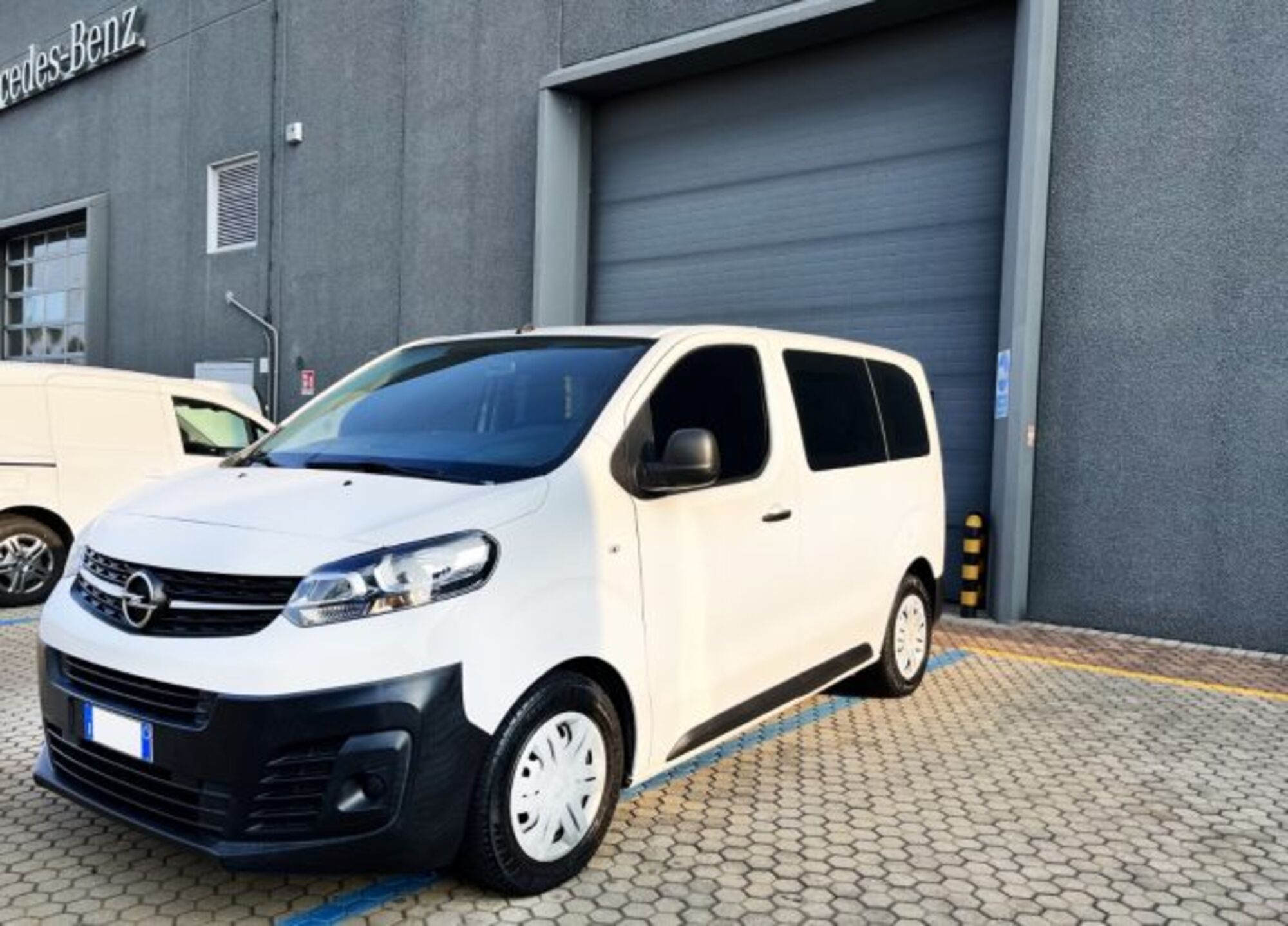 Opel Vivaro 1.5 Diesel 120CV S&amp;S PC-TN S  del 2020 usata a Filago