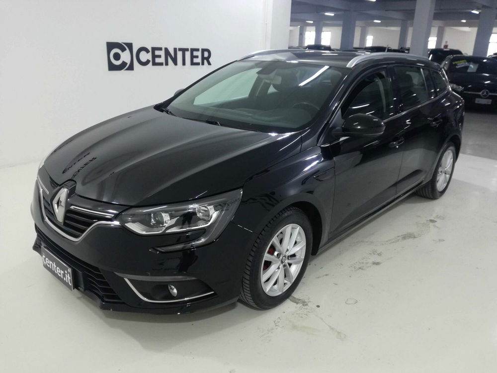 Renault Mégane Sporter dCi 8V 110 CV Energy Zen  del 2018 usata a Salerno