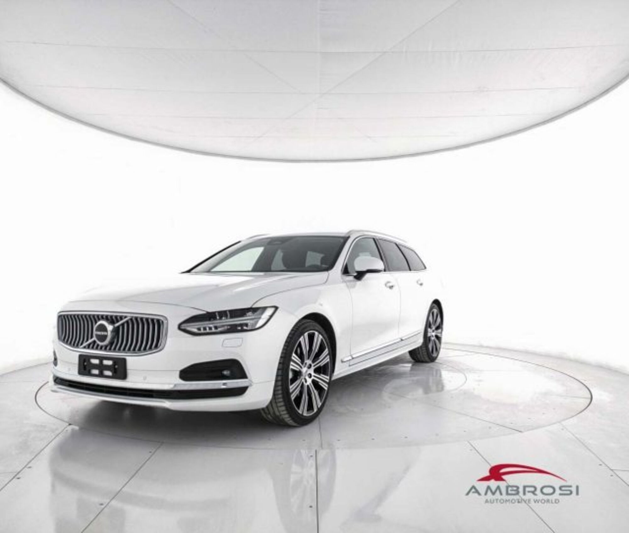 Volvo V90 B4 (d) AWD automatico Plus Bright nuova a Corciano