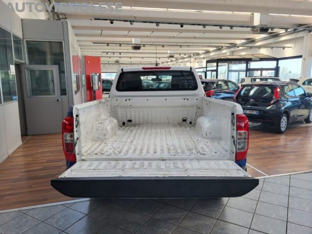 Nissan Navara usata a Modena (5)