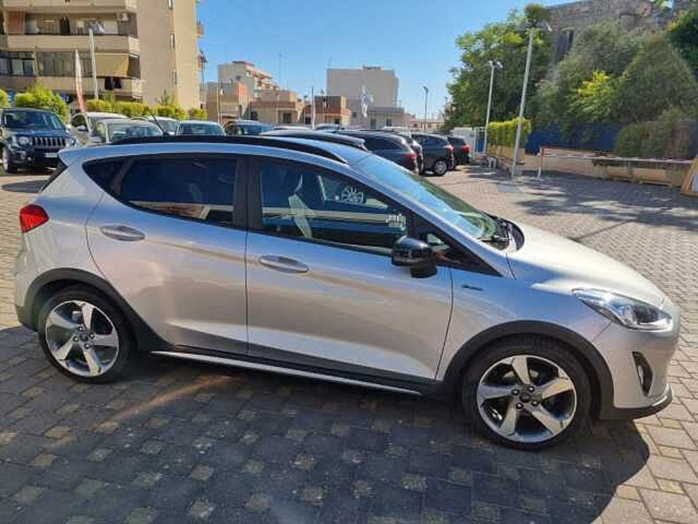 Ford Fiesta usata a Bari (17)