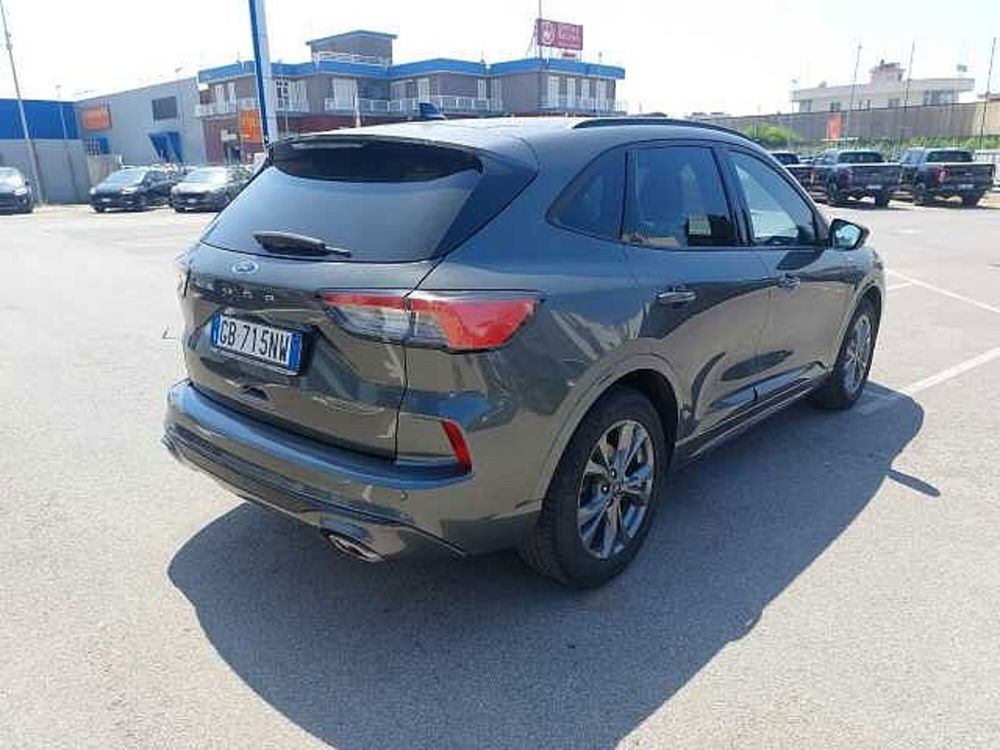 Ford Kuga usata a Salerno (2)