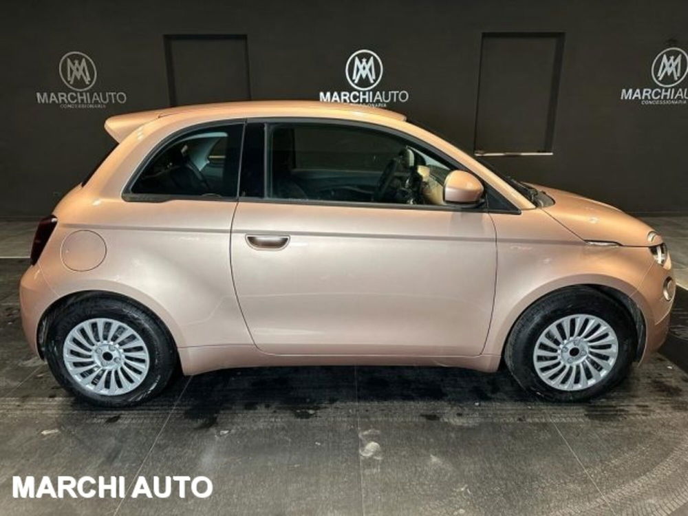 Fiat 500e nuova a Perugia (4)