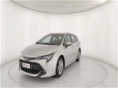 Toyota Corolla Touring Sports 1.8 Hybrid Active del 2019 usata a Bari