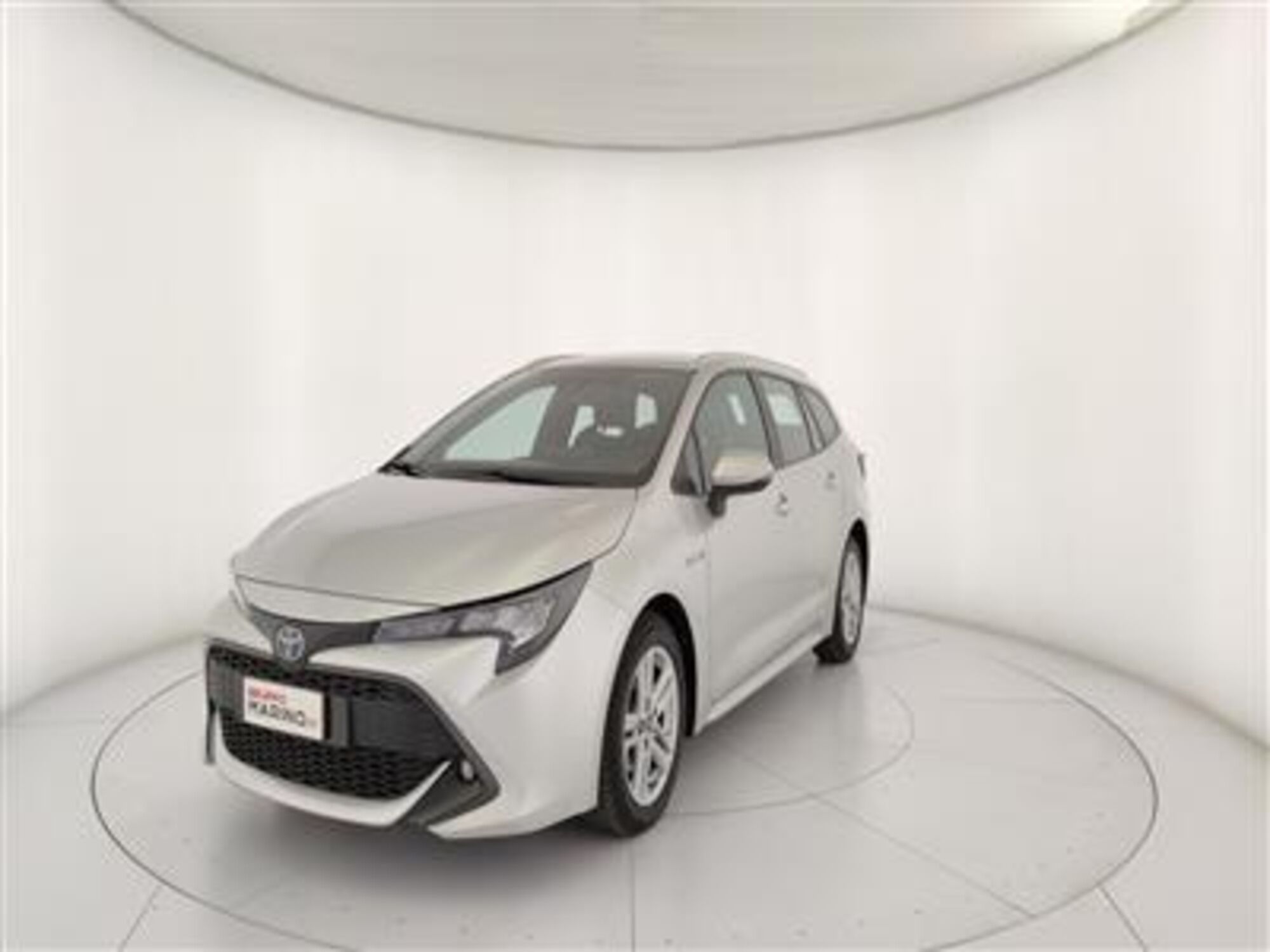 Toyota Corolla Touring Sports 1.8 Hybrid Active  del 2019 usata a Bari