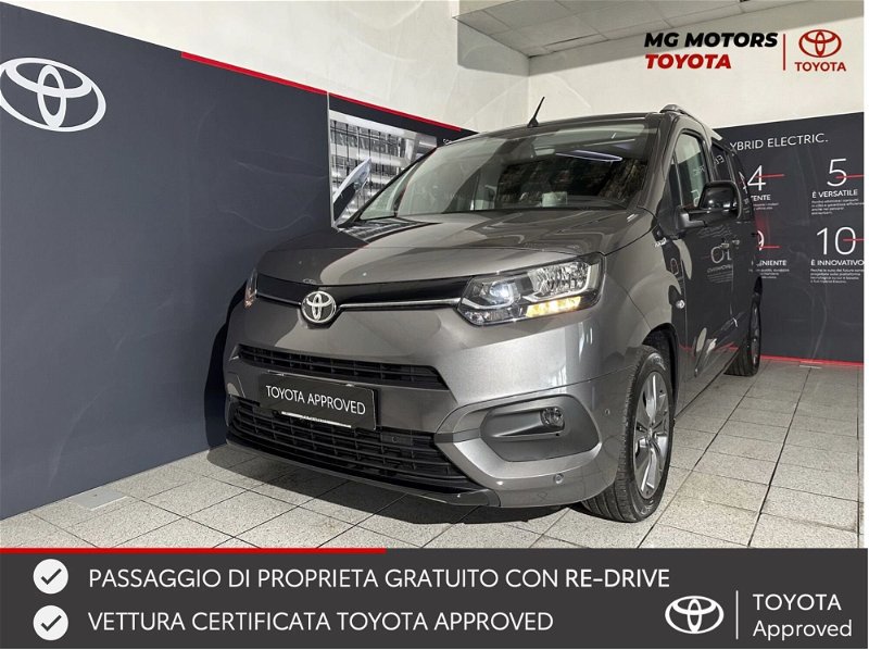 Toyota Proace City Verso Electric City Verso Electric 50kWh L1 Short D Luxury nuova a Viterbo