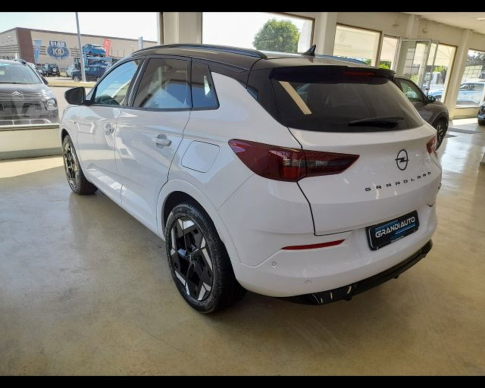 Opel Grandland 1.6 PHEV aut. AWD GSe nuova a Alessandria (4)