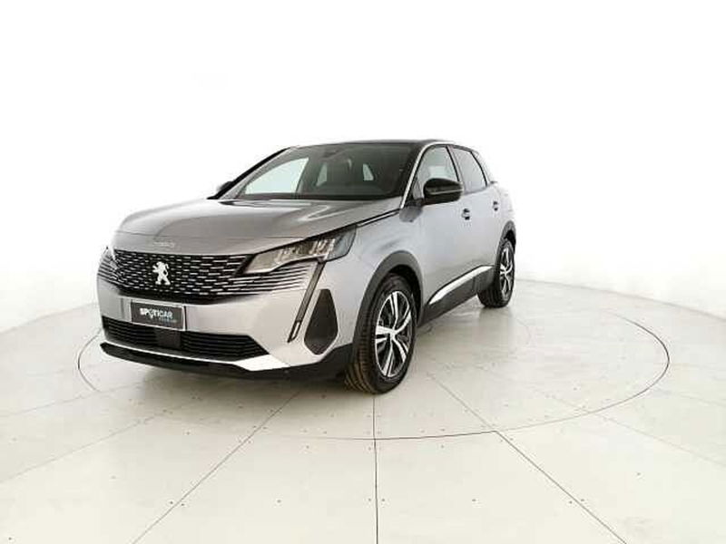 Peugeot 3008 Hybrid 225 e-EAT8 Allure Pack  del 2023 usata a San Giovanni Teatino