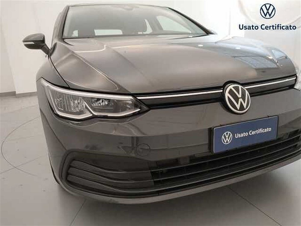 Volkswagen Golf 2.0 TDI SCR Life del 2020 usata a Busto Arsizio (5)