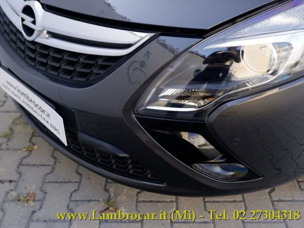 Opel Zafira Tourer usata a Milano (15)