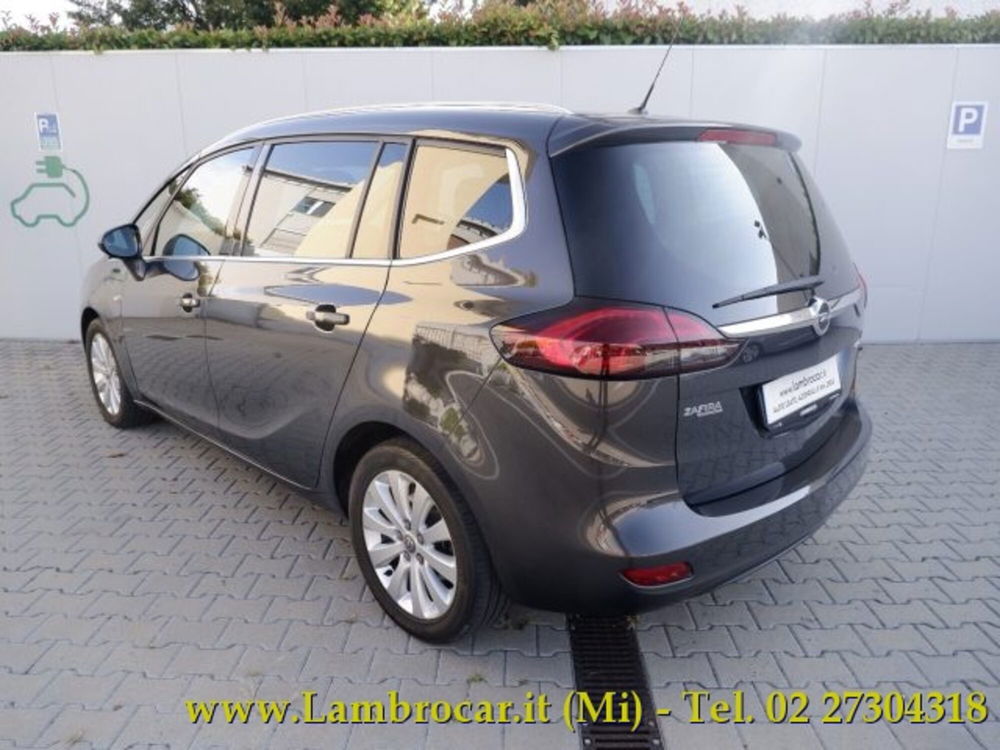 Opel Zafira Tourer usata a Milano (14)