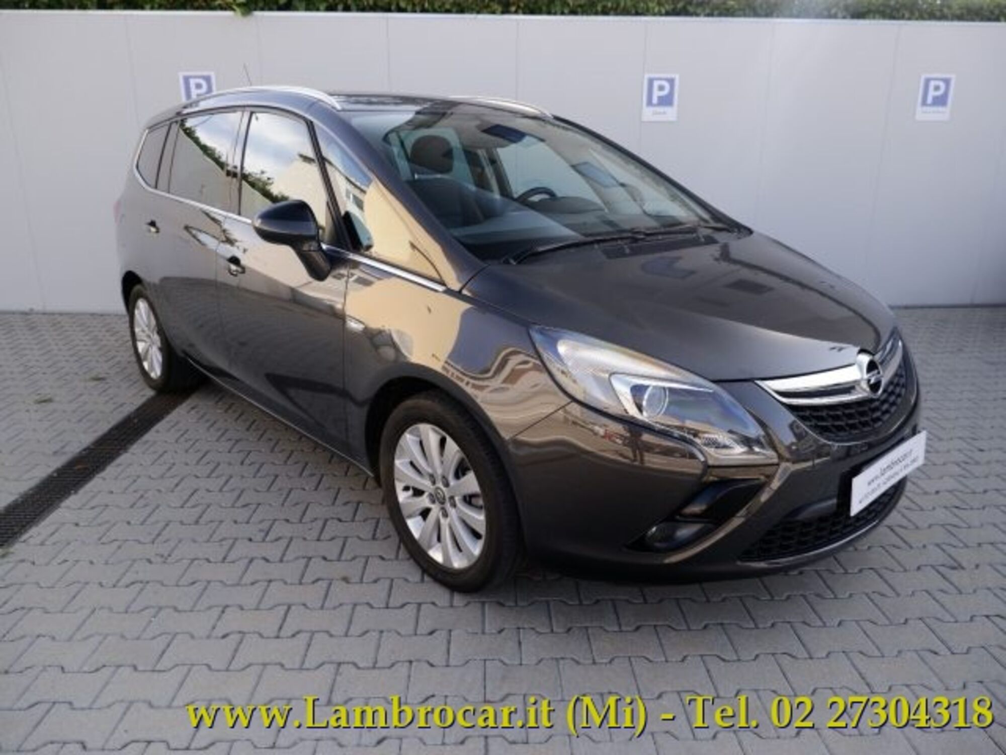 Opel Zafira Tourer 1.6 CDTi 136CV Start&amp;Stop Cosmo  del 2014 usata a Cologno Monzese