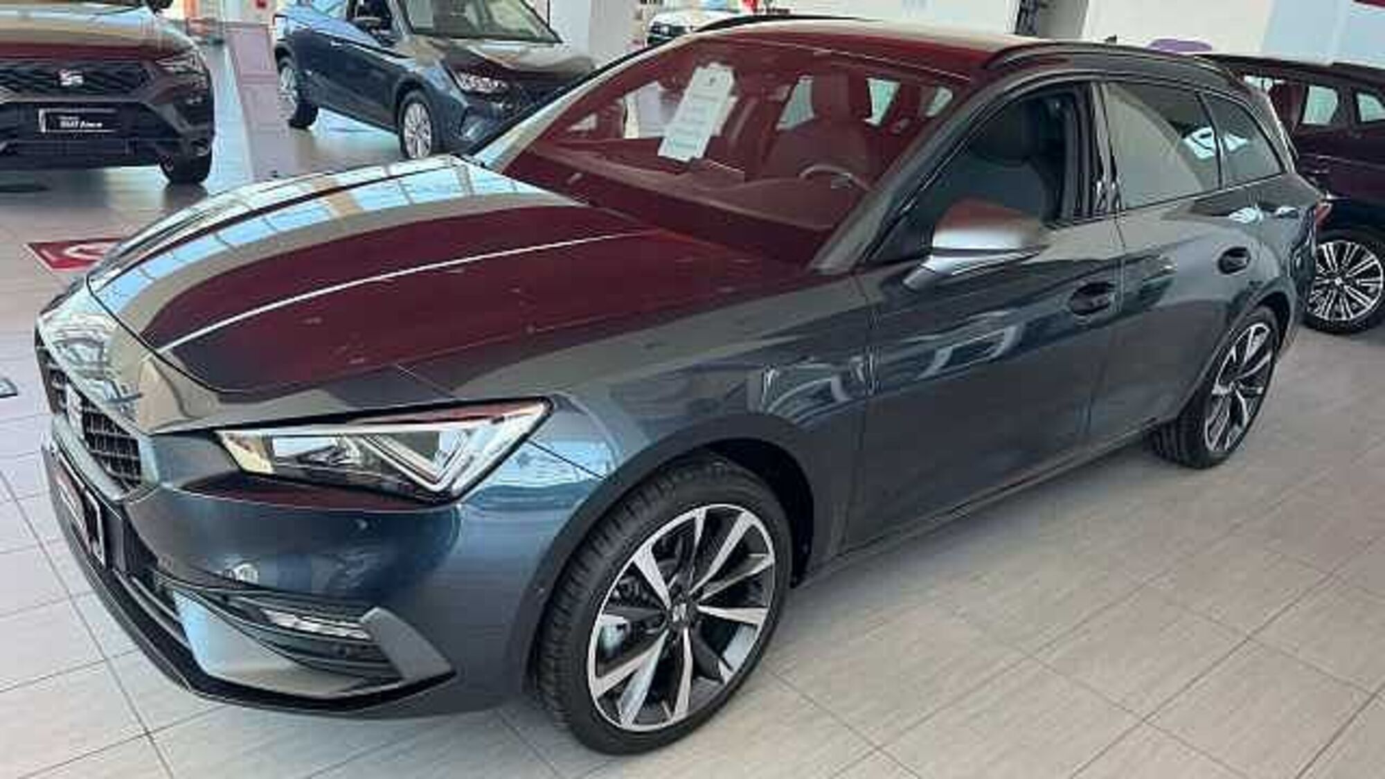 SEAT Leon ST Sportstourer 2.0 tdi FR 150cv dsg nuova a San Giovanni Teatino