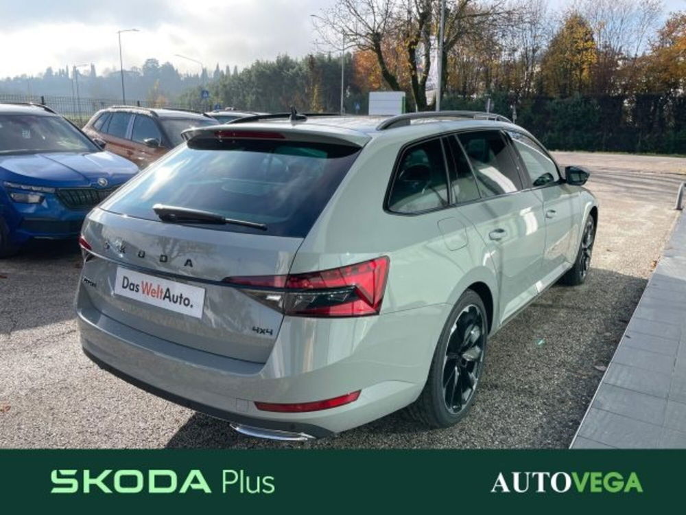 Skoda Superb 2.0 TDI EVO 200 CV SCR DSG 4x4 SportLine del 2023 usata a Arzignano (3)