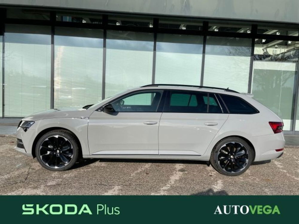 Skoda Superb Station Wagon usata a Vicenza (8)