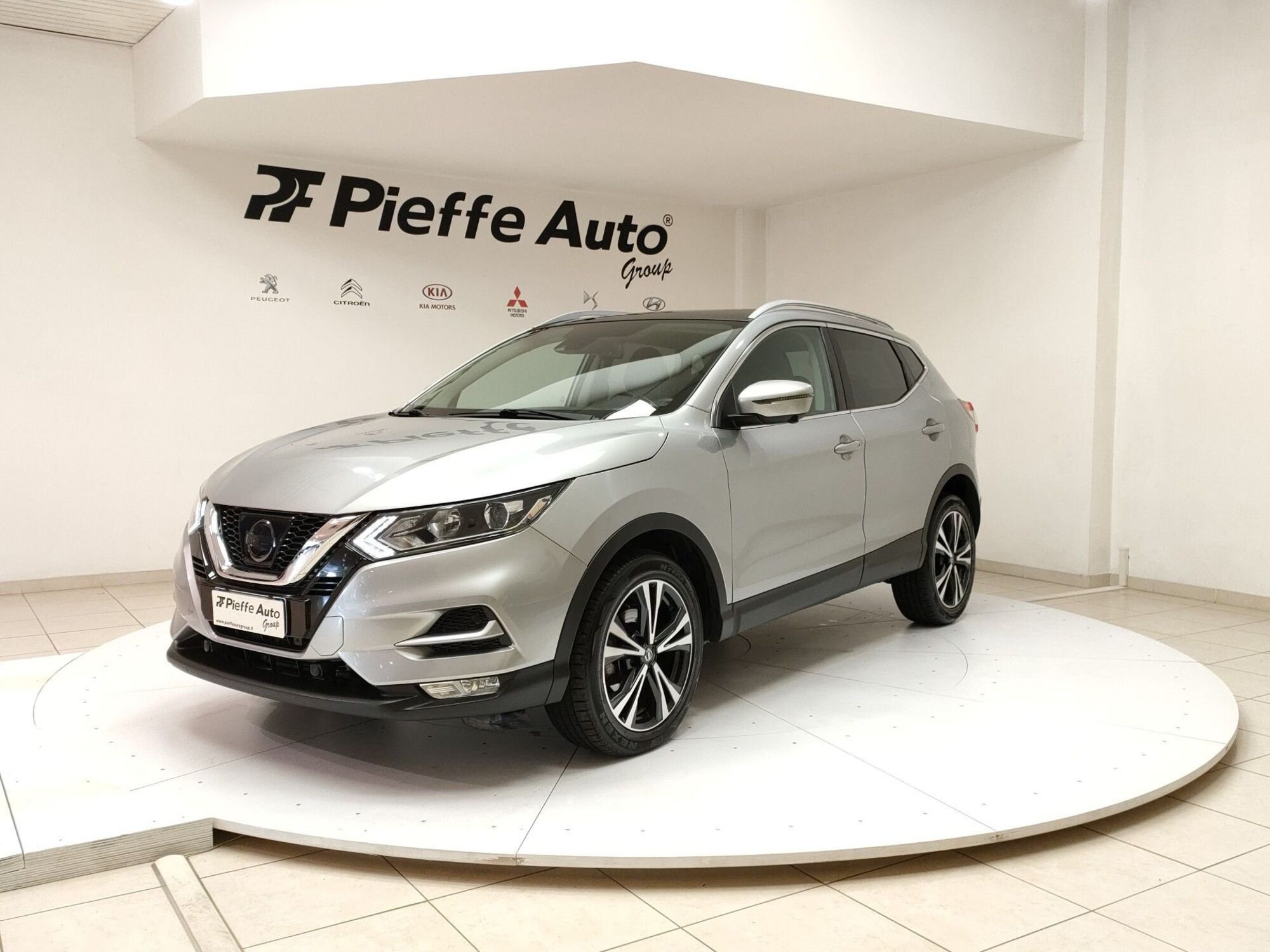 Nissan Qashqai 1.6 dCi 2WD XTronic Tekna del 2018 usata a Teramo