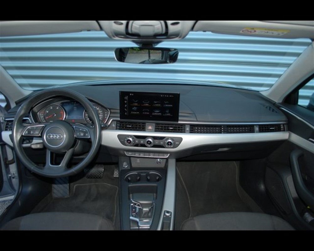 Audi A4 Avant 30 2.0 tdi mhev Business 136cv s-tronic del 2020 usata a Conegliano (3)