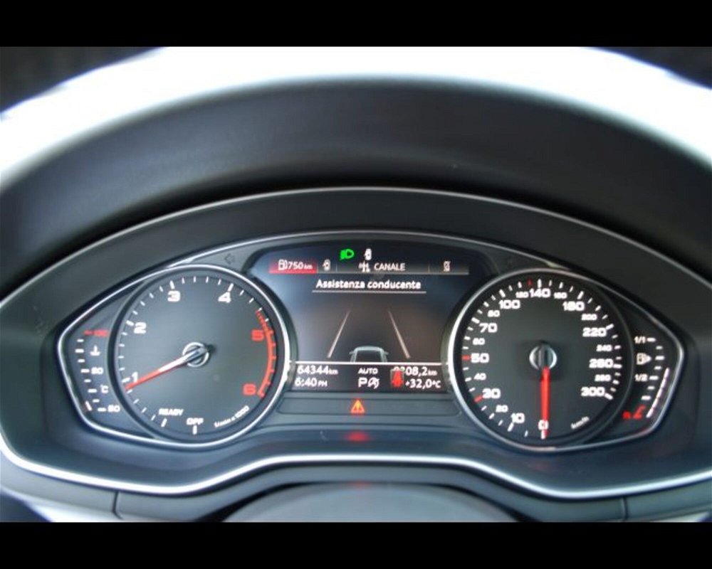 Audi A4 Avant 30 2.0 tdi mhev Business 136cv s-tronic del 2020 usata a Conegliano (5)