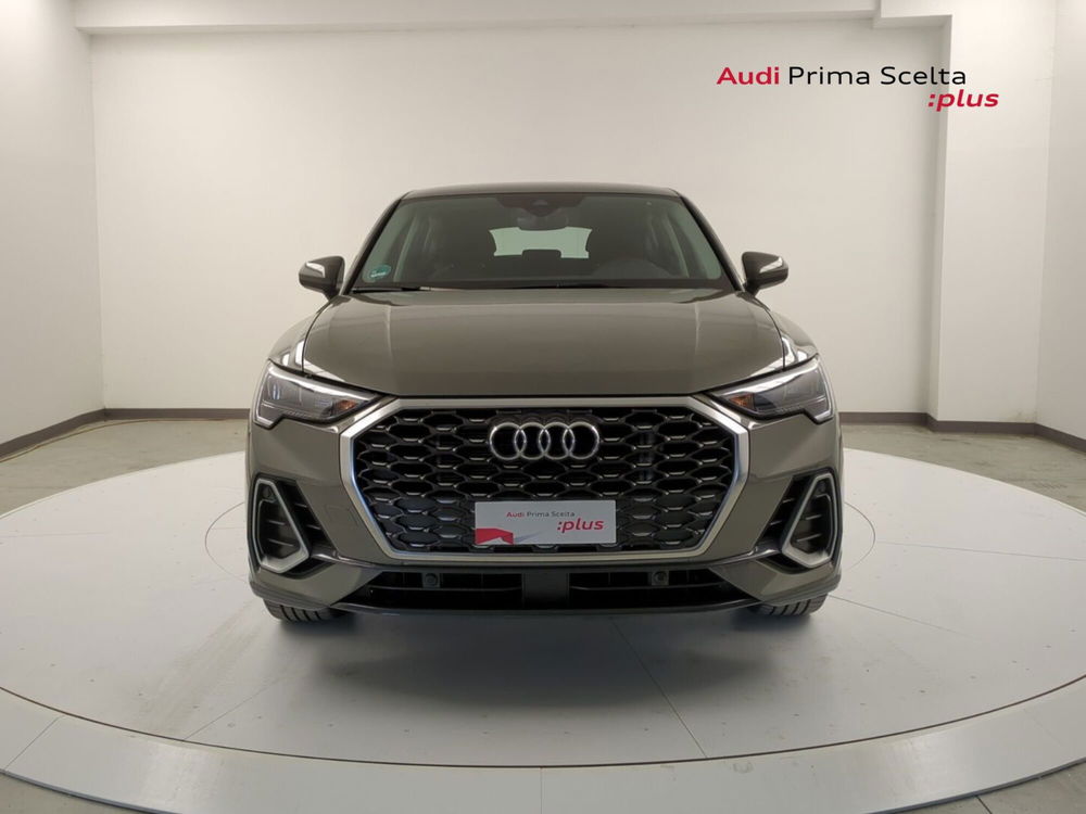 Audi Q3 Sportback 35 TDI quattro S tronic S line edition  del 2022 usata a Pratola Serra (2)