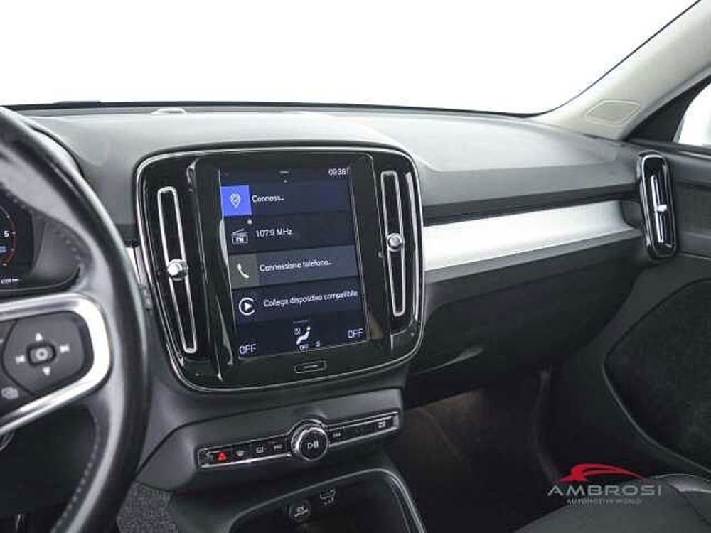 Volvo XC40 usata a Perugia (19)