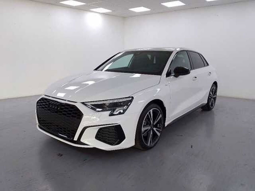 Audi A3 Sportback nuova a Cuneo