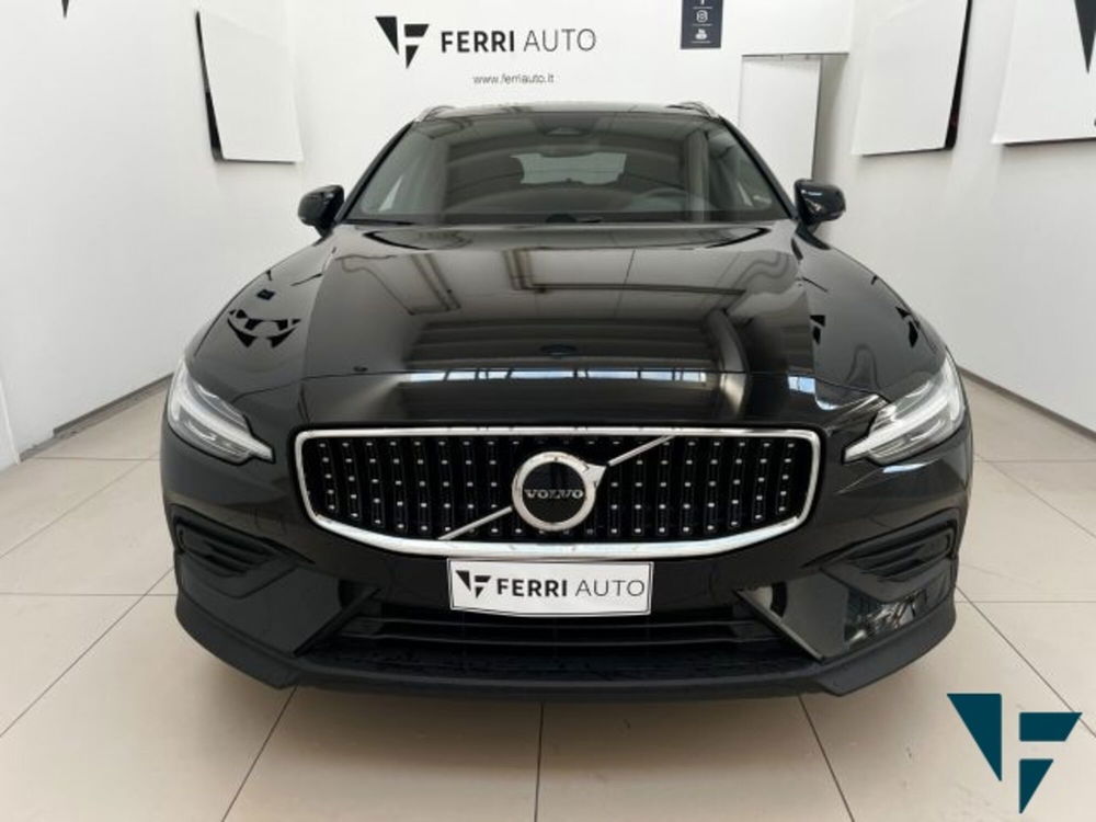 Volvo V60 Cross Country nuova a Udine (3)