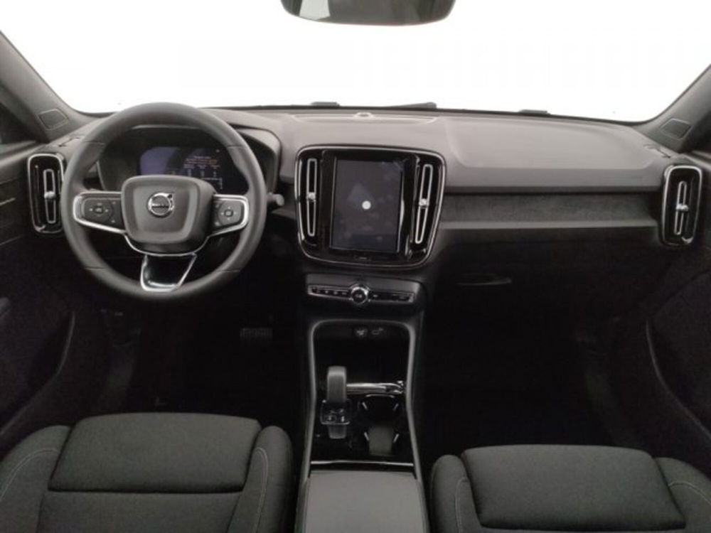 Volvo C40 nuova a Modena (12)