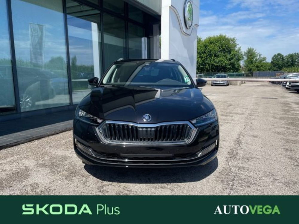 Skoda Octavia 2.0 TDI EVO SCR DSG Style del 2023 usata a Arzignano (2)