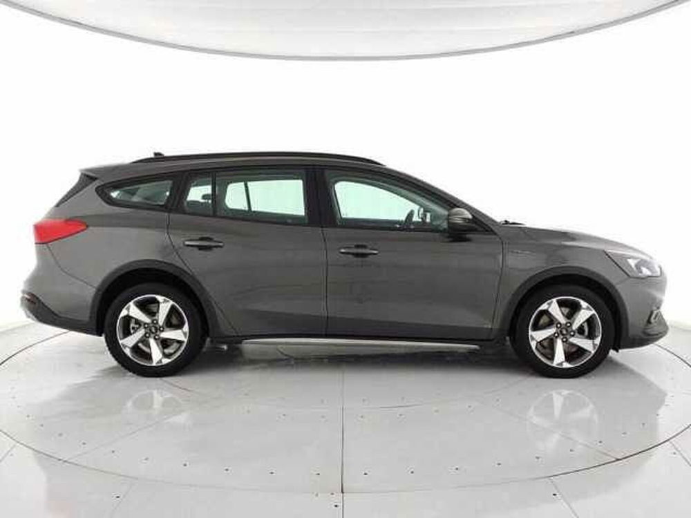 Ford Focus Station Wagon usata a Torino (7)