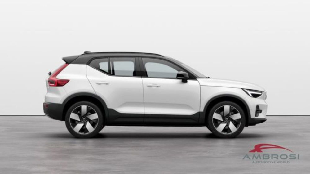 Volvo XC40 Recharge Pure Electric Single Motor FWD Ultimate N1 nuova a Corciano (2)